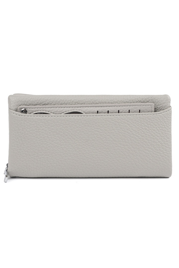 Liels sieviešu maciņš...