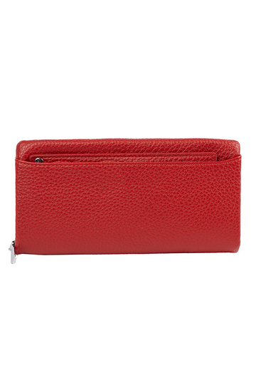 Liels sieviešu maciņš...