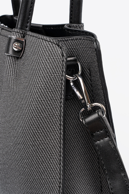 Melna vidēja izmēra rokassoma ar...