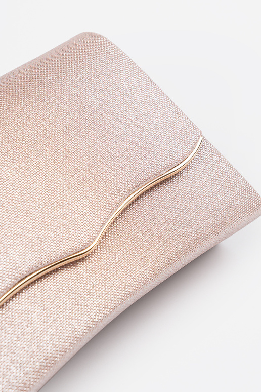 Rozā soma ar ķēdi