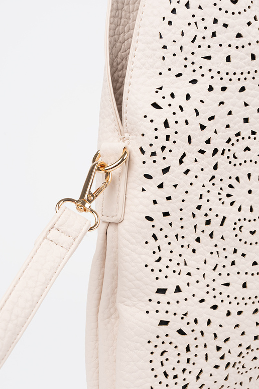 Spilgti smilšu krāsas caurspīdīga...