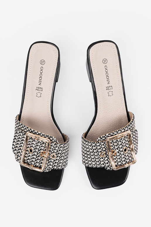 Sieviešu melni-baltie čības uz papēža...