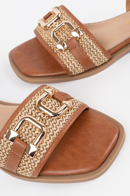 Sieviešu brūnas sandales ar ādas... Sieviešu brūnas sandales ar ādas...