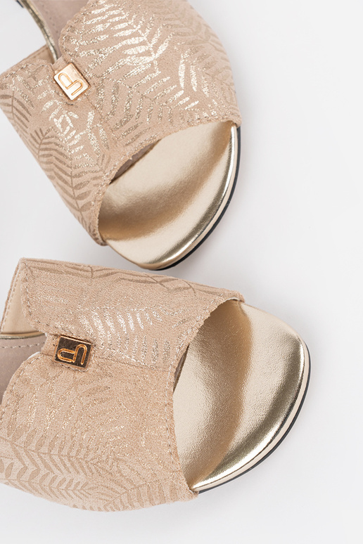 Smilšu krāsas sieviešu sandalītes uz...