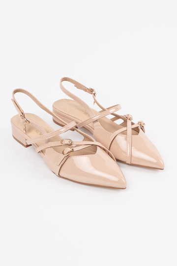 Lakuotas sieviešu smilšu... 2