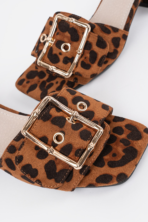 Sieviešu čības uz papēža ar leopardu...