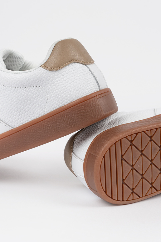 Baltie zamša sieviešu sporta apavi... Baltie zamša sieviešu sporta apavi...