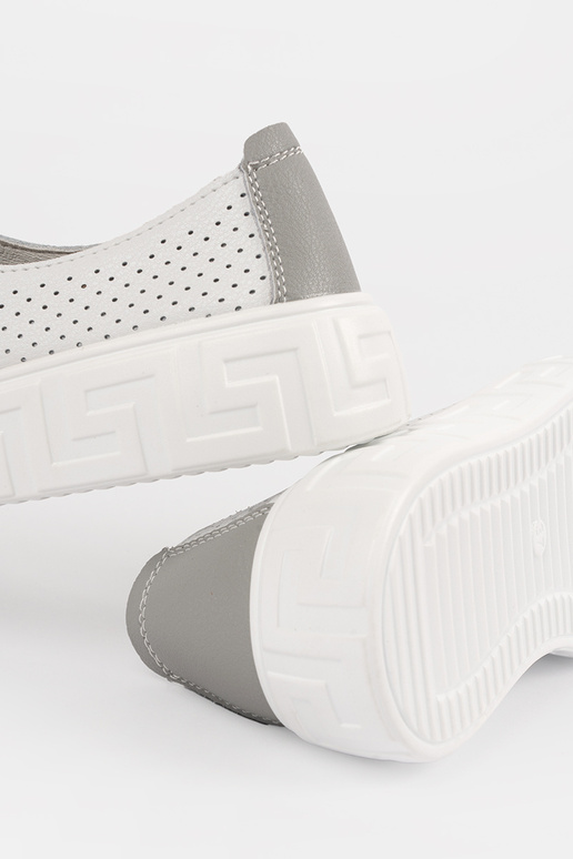 Baltie caurumiņi sieviešu sporta... Baltie caurumiņi sieviešu sporta...