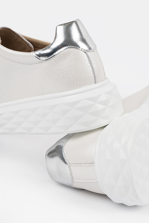 Baltsudraba ādas Sergio Leone sporta... Baltsudraba ādas Sergio Leone sporta...