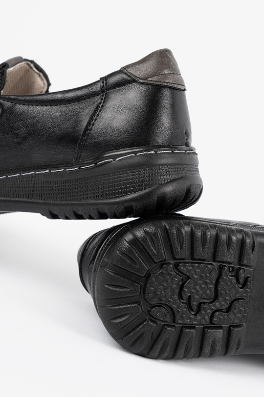 Melnās krāsas sieviešu aizveramās...