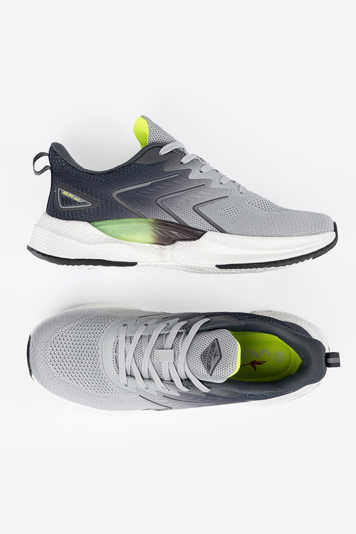 Pelēkas krāsas sieviešu apavi z zaļšm... Pelēkas krāsas sieviešu apavi z zaļšm...