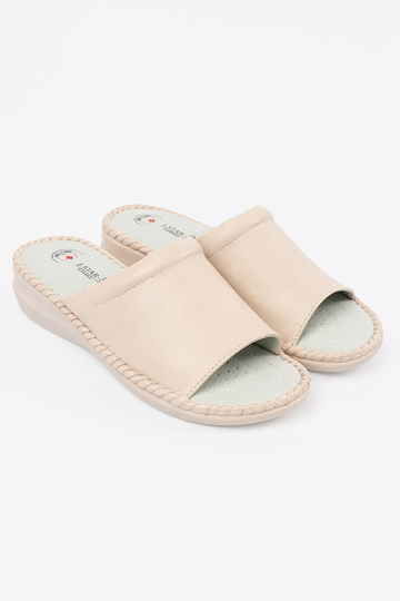 Čības ar ādas ieliktņiem... 2