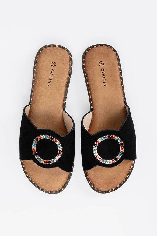 Sieviešu mēteļi ar sprādzēm un...