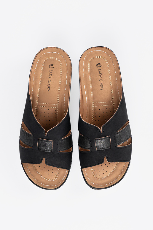 Sieviešu mēteļi melnā krāsā