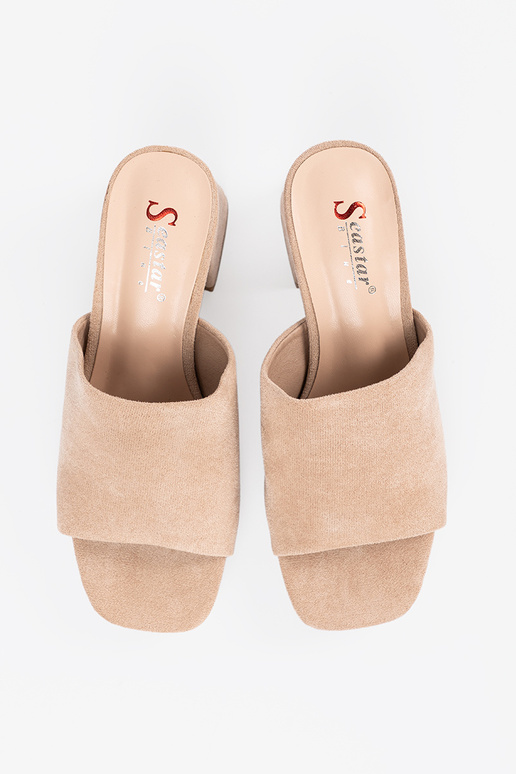 Sieviešu čības uz augstiem papēžiem... Sieviešu čības uz augstiem papēžiem...