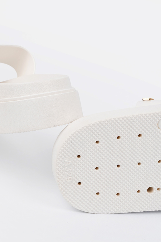 Čības sieviešu balta krāsa ar platformu Čības sieviešu balta krāsa ar platformu