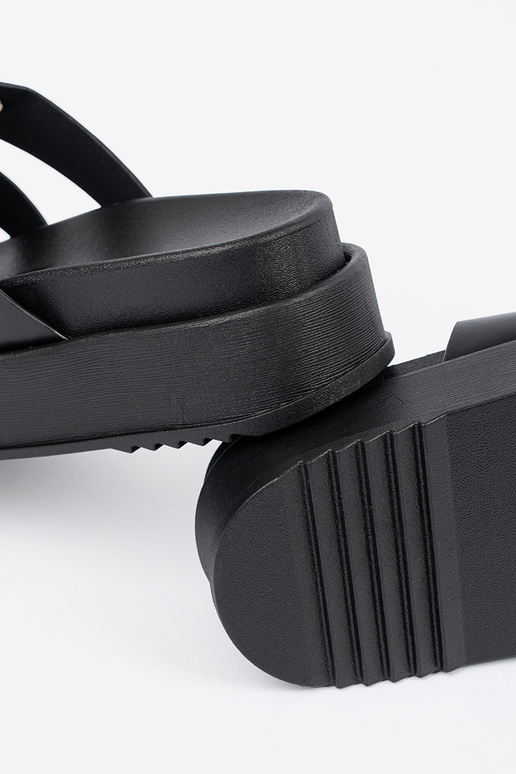 Čības sieviešu ar platformu Melnas...