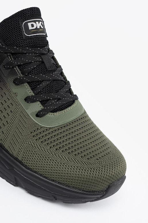 Tumši zaļi vīriešu sporta apavi