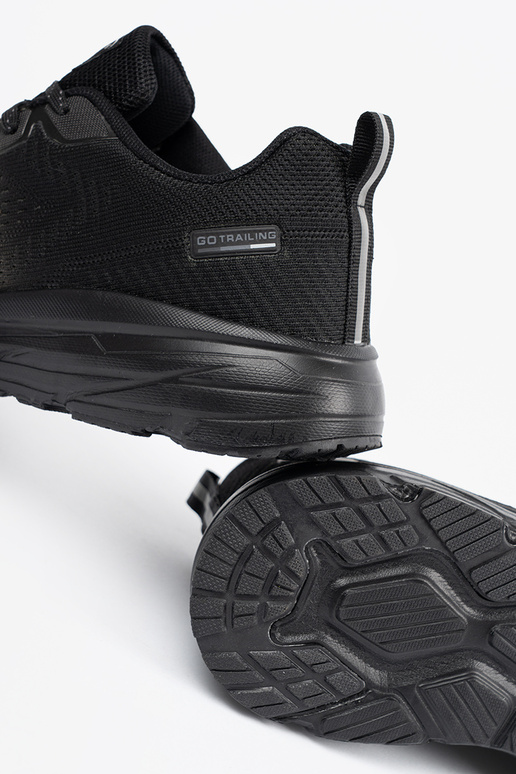 Tumši zaļi vīriešu sporta apavi