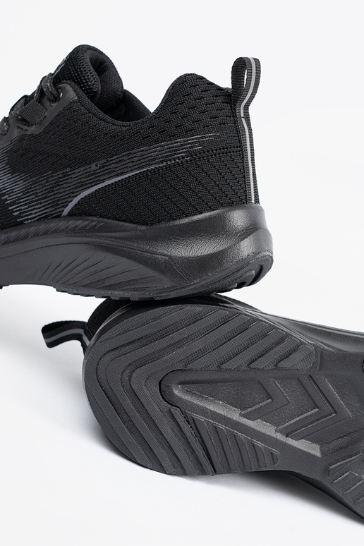 Sporta stila apavi ar sarkaniem...