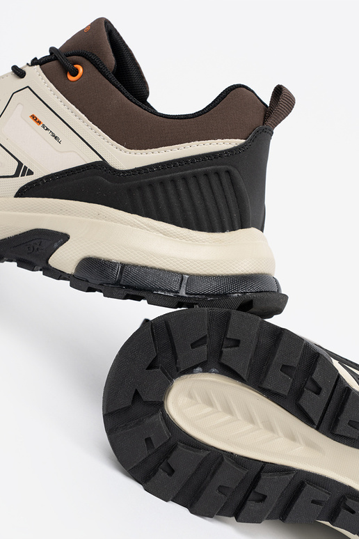 Smilšu krāsas vīriešu sporta apavi