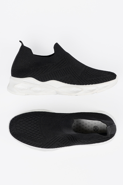 Melnas sieviešu sporta apavi ar aizdari