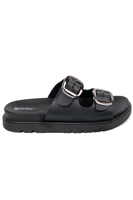 Melnas čības ar sudraba sprādzēm Melnas čības ar sudraba sprādzēm