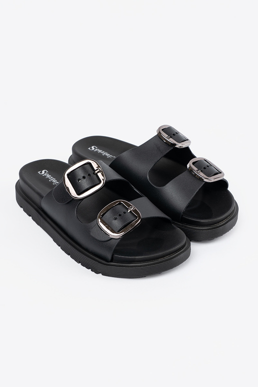 Melnas čības ar sudraba sprādzēm Melnas čības ar sudraba sprādzēm