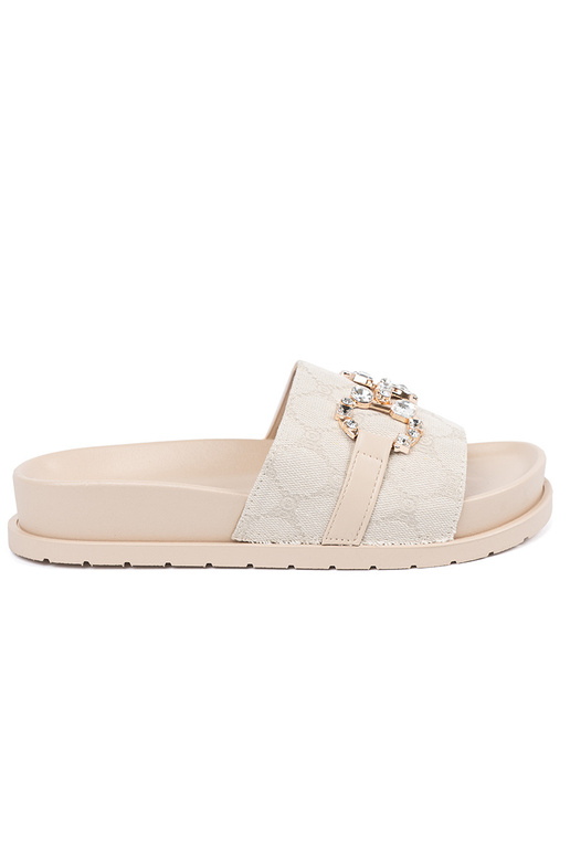 Ziloņkaula krāsas čības ze zdobieniem