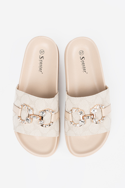 Ziloņkaula krāsas čības ze zdobieniem