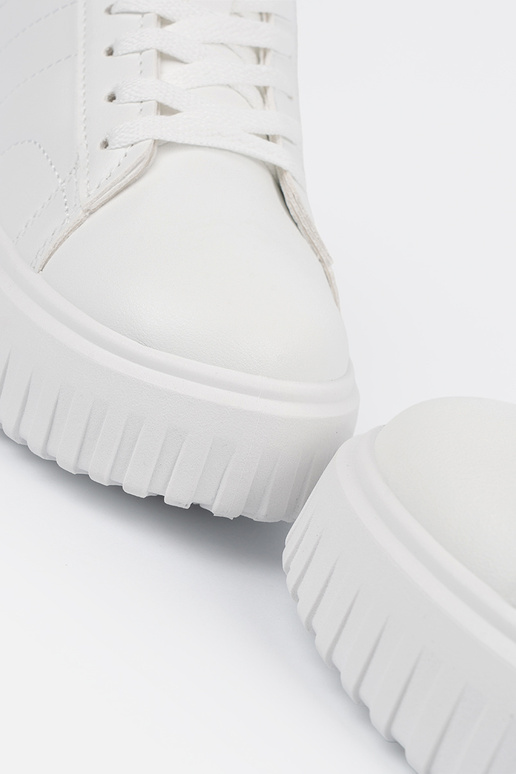 Baltas krāsas sporta stila apavi ar...