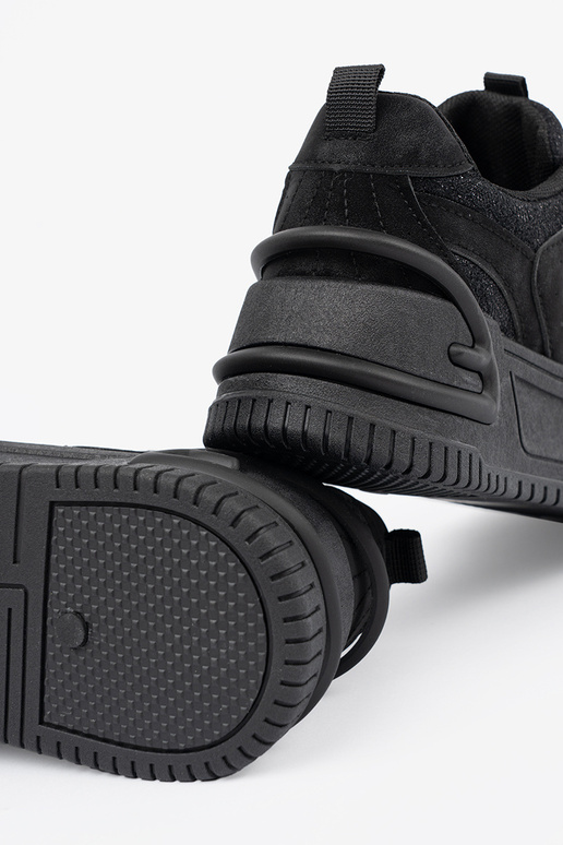 Melnas sieviešu ikdienas apavi ar šņorēm Melnas sieviešu ikdienas apavi ar šņorēm