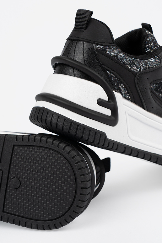 Melnas-baltas sieviešu ikdienas apavi... Melnas-baltas sieviešu ikdienas apavi...