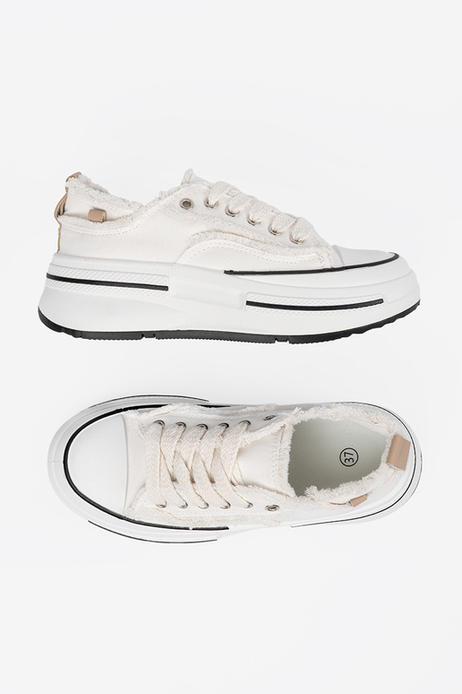 Baltas krāsas sieviešu apavi ar... Baltas krāsas sieviešu apavi ar...