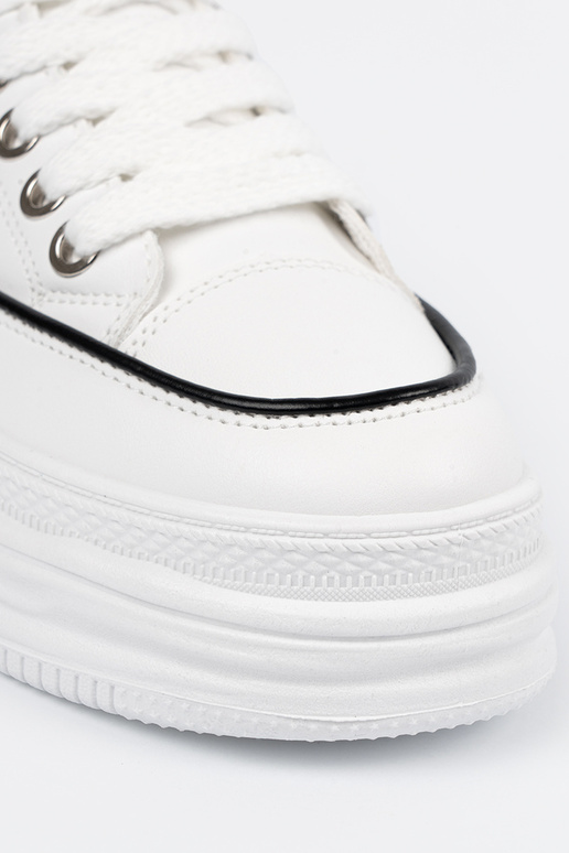 Baltas krāsas sieviešu apavi ar...