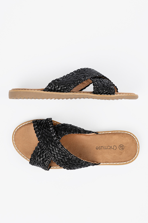 Melni sieviešu čības ar rakstiem