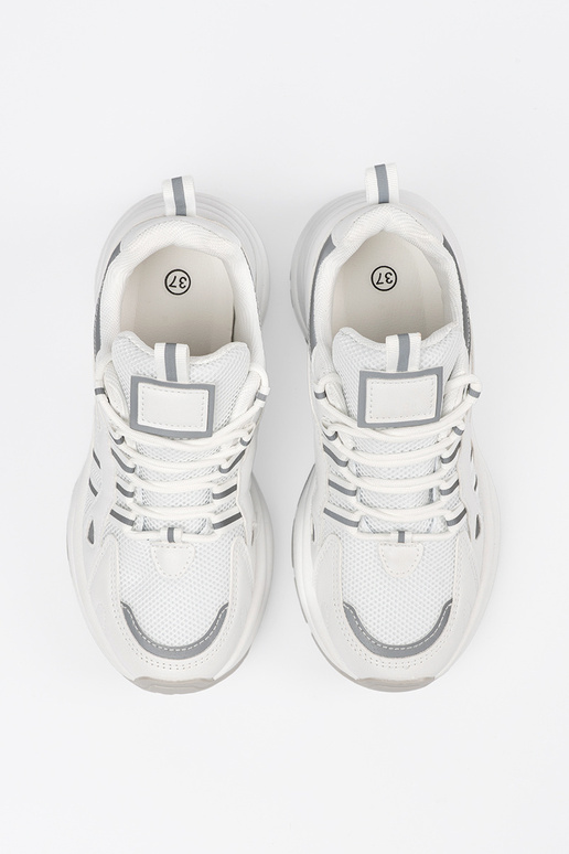 Baltas sieviešu kurpes ar platformu