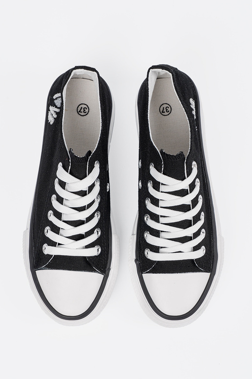 Melnu krāsu sieviešu ikdienas apavi...