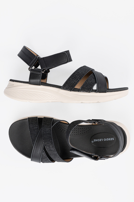 Brūnu krāsu sandales uz baltas... Brūnu krāsu sandales uz baltas...