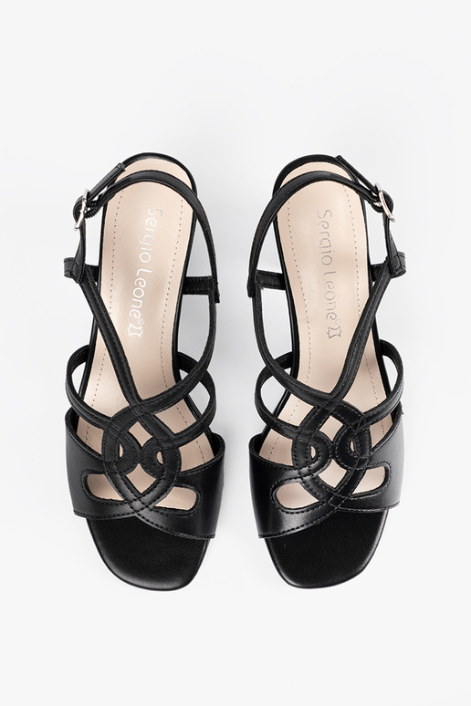 Melni sieviešu sandales uz augstpapēža