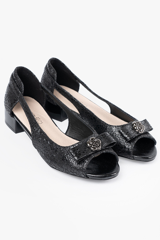 Puszābaki ar slēdzeni un atvērtām... Puszābaki ar slēdzeni un atvērtām...