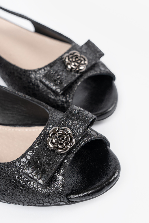 Puszābaki ar slēdzeni un atvērtām... Puszābaki ar slēdzeni un atvērtām...