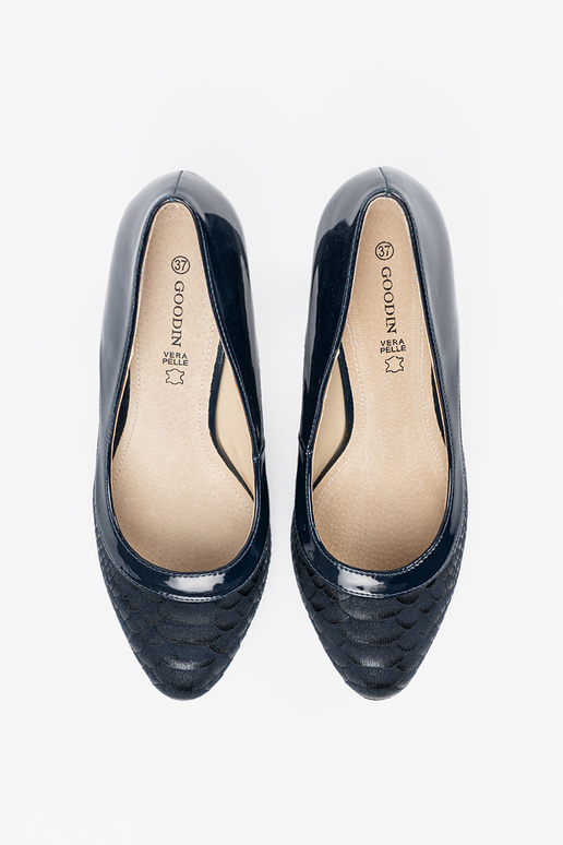 Ērti melni augstpapēžu apavi