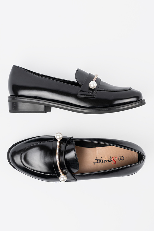 Melnas krāsas lakoti mokasīni ar pērļiem