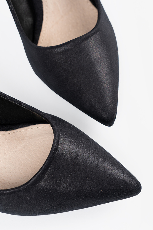 Melni zamša augstpapēžu kurpes