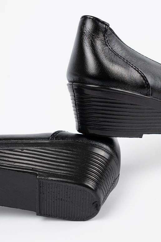 Sieviešu pusbačiai ar dekoratīvu...