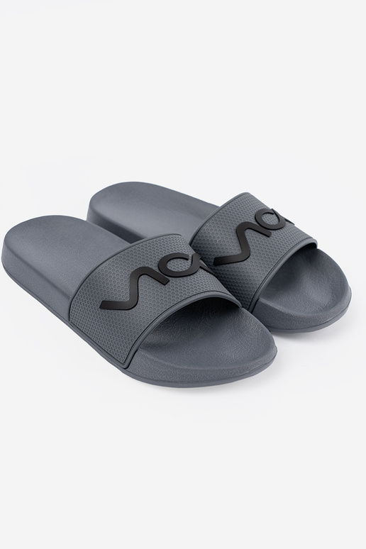 Pelēkas krāsas čības ar uzrakstu