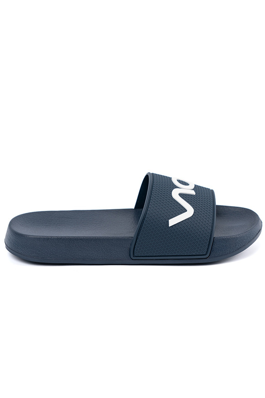 tumši zilas krāsas čības ar uzrakstu