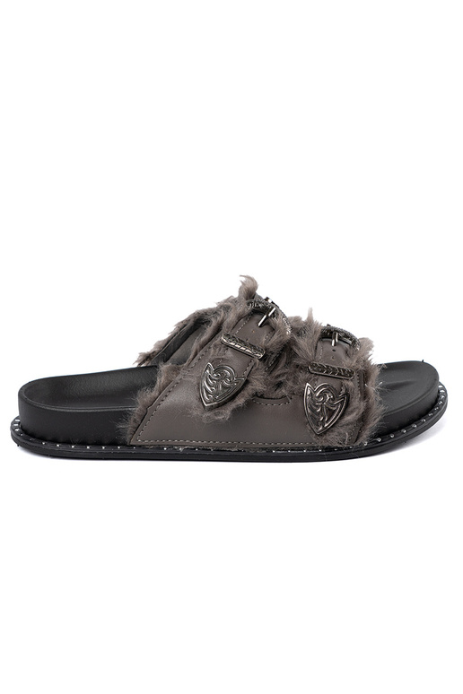 Pelēkas krāsas čības ar kažokādu i ćIniekami