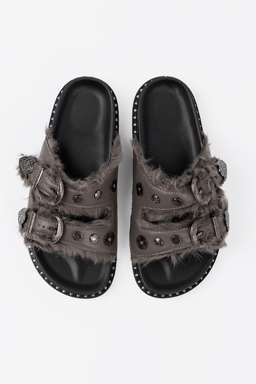 Pelēkas krāsas čības ar kažokādu i ćIniekami